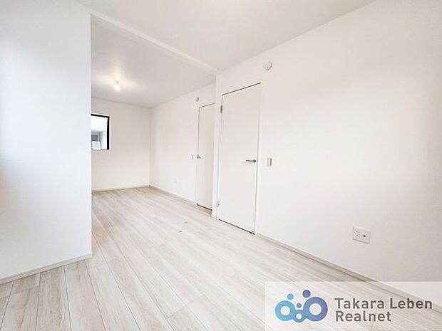 1階、洋室5.2帖+納戸4.1帖。