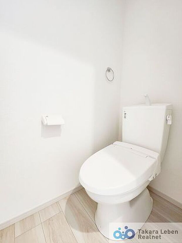 ウォシュレット機能付きトイレ