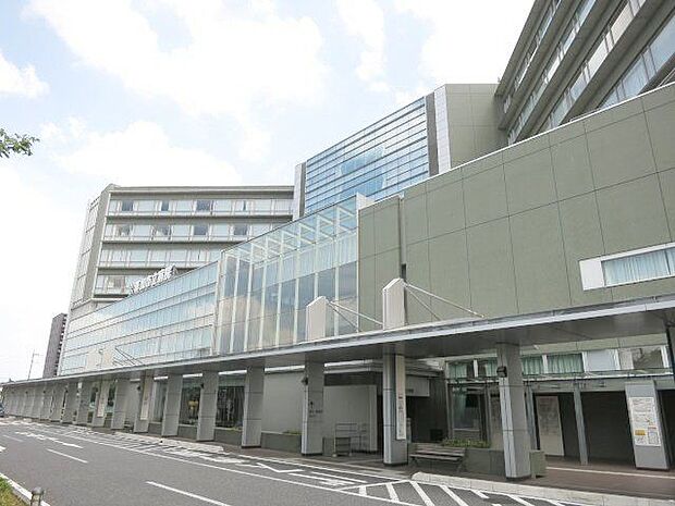 草加市立病院 徒歩18分。 1420m