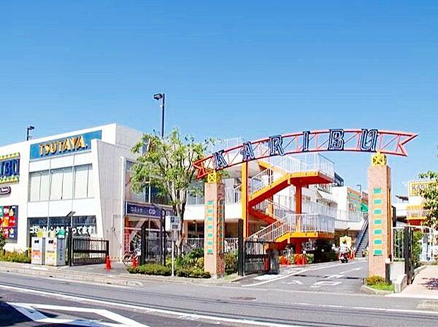 ショッピングタウン・カリブ梅島店 徒歩7分。 510m