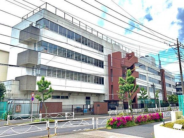 墨田区立吾嬬立花中学校 徒歩15分。 1140m