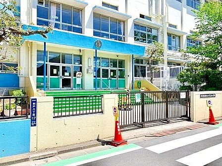 葛飾区立亀青小学校 徒歩8分。 580m