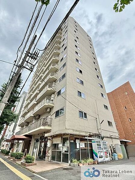 東京メトロ南北線「東大前」駅徒歩1分の好立地。通勤通学にも便利です。