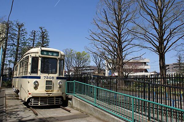 板橋交通公園 徒歩5分。 350m