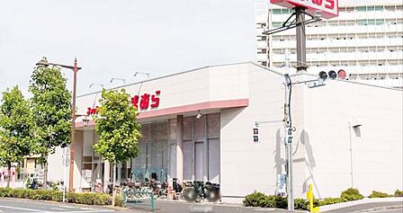 ファッションセンターしまむら平井店 徒歩11分。 880m