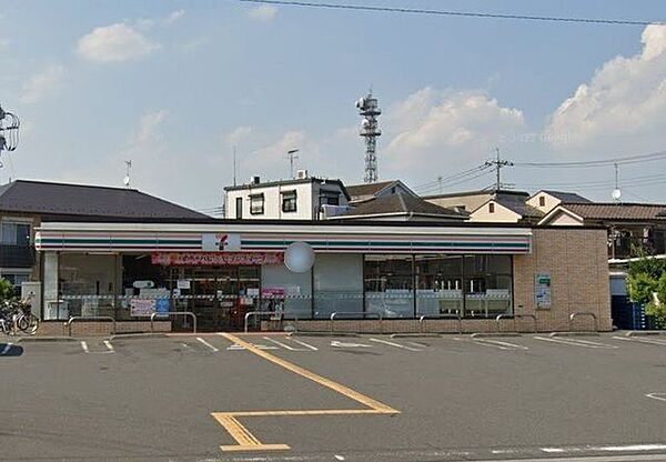 セブンイレブン草加花栗3丁目店 徒歩8分。 640m