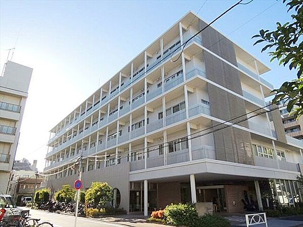 医療法人財団正明会山田記念病院 徒歩4分。 310m