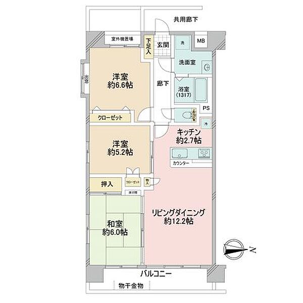 会話をしながらお料理が楽しめる人気の対面式キッチン。各所に収納を設けており荷物が多い方も安心です。
