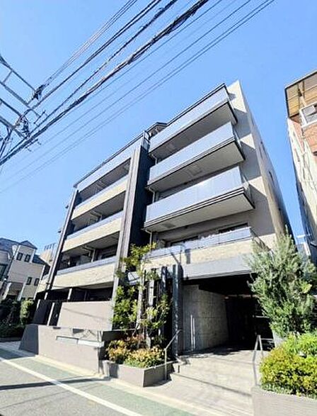 ◆東京メトロ千代田線「千駄木」駅徒歩3分◆トリプルセキュリティ&宅配ボックス完備◆ペット飼育可