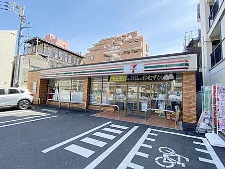 セブンイレブン墨田本所4丁目店 徒歩3分。 240m