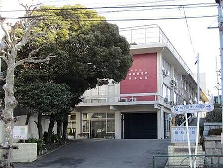 公益財団法人神経研究所附属晴和病院 徒歩17分。 1300m