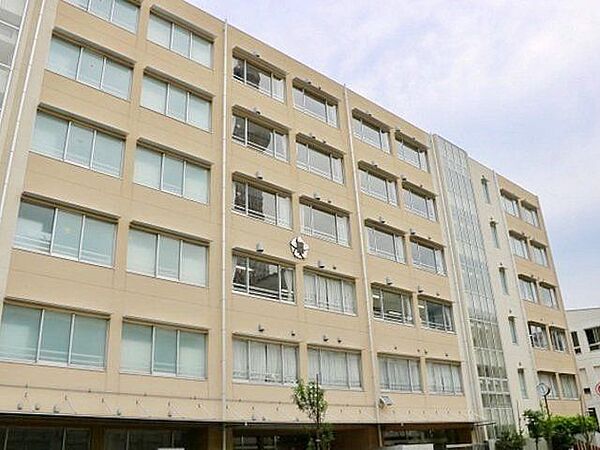 墨田区立墨田中学校 徒歩6分。 460m