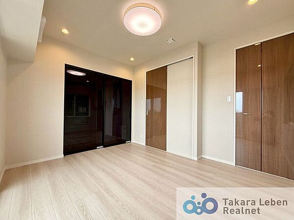寝室を拡大表示
