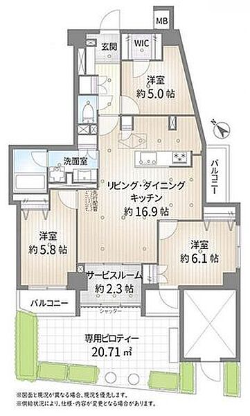 階下を気にせず過ごせる1階部分のお部屋。専用ピロティー付きで明るく風通しの良い室内です。