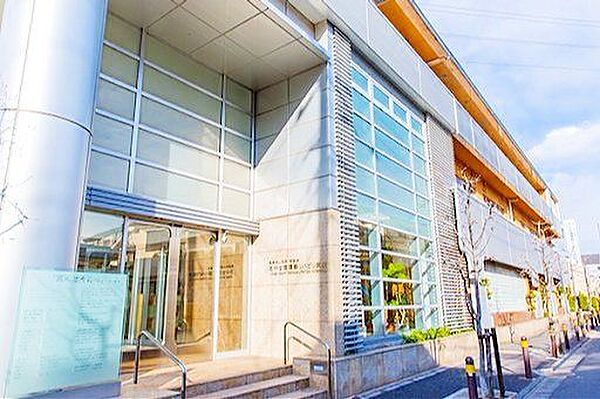 医療法人社団栄悠会綾瀬循環器病院 徒歩8分。 630m