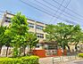 周辺：足立区立千寿第八小学校 徒歩7分。 500m