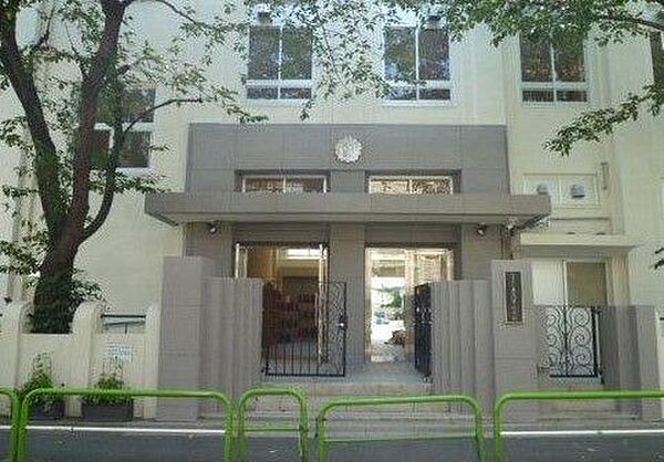台東区立東浅草小学校 徒歩4分。 290m