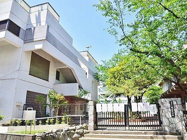 墨田区立竪川中学校 徒歩7分。 540m