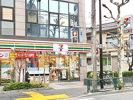 セブンイレブン荒川5丁目店 徒歩1分。 60m