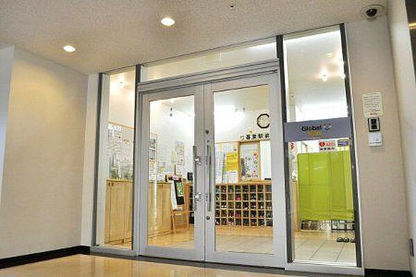 グローバルキッズ日暮里駅前保育園 徒歩2分。 160m