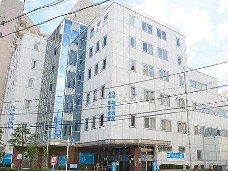 医療法人社団五十鈴会内科坂本病院 徒歩18分。 1390m