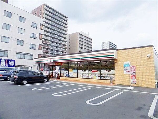 セブンイレブン宇都宮東宿郷店 徒歩5分。 400m