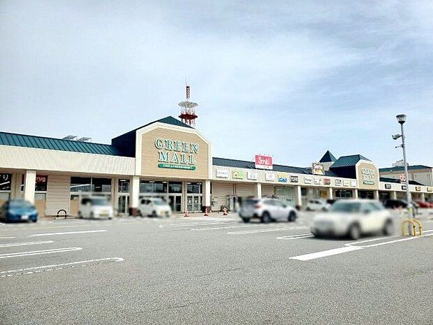 グリーンモール山室 徒歩40分。 3130m