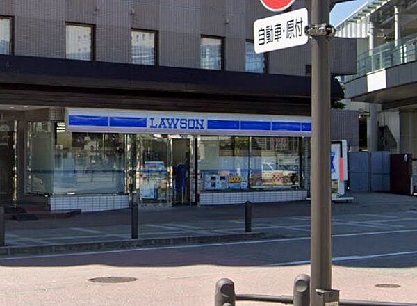 ローソン高岡駅北口店 徒歩1分。 98m