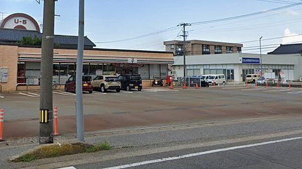 セブンイレブン高岡城東店 徒歩2分。 160m