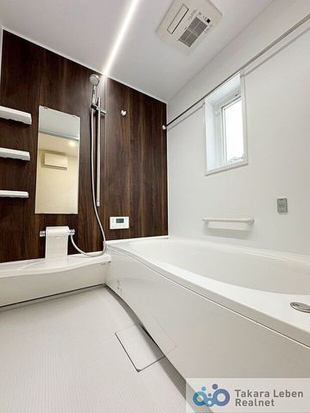 お一人でゆっくり過ごすのも良し。お子様と一緒に楽しみながら入るのも良し、至福のバスタイムで日頃の疲れを癒してください。