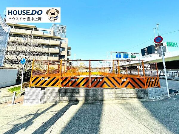 外観：327001545288