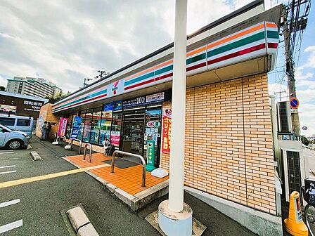 セブン-イレブン 豊中上新田4丁目店 2090m