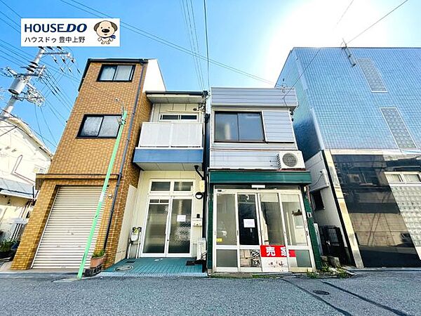 外観：327001544502