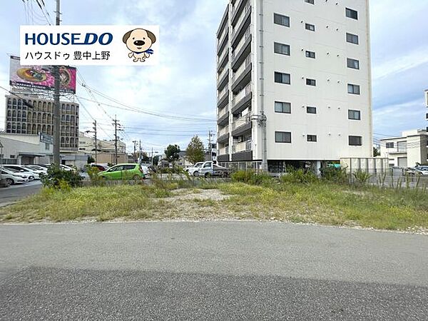 外観：327001544503