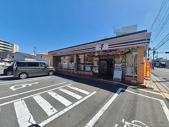 セブンイレブン...