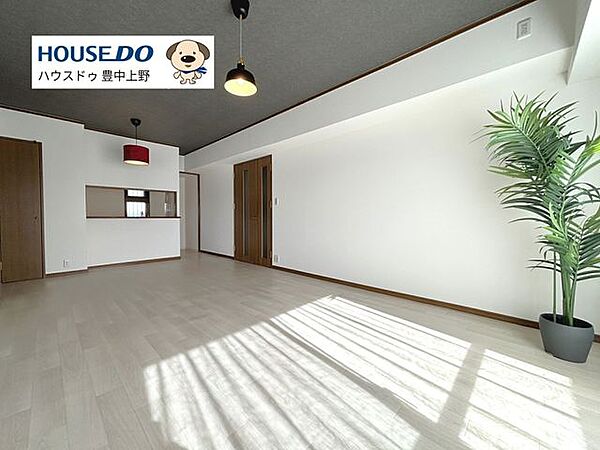 外観：327002215570