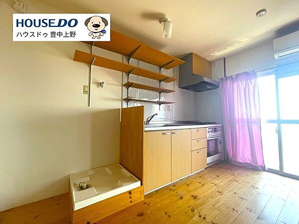 三口コンロのシステムキッチン！そのままお使いいただいても、キッチンのみ交換していただくことも可能です♪ご相談下さい！