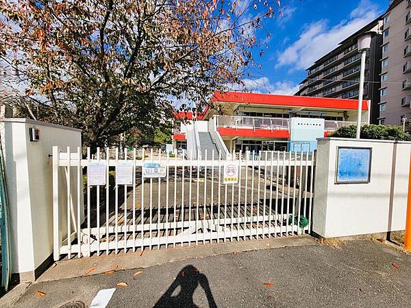 豊中市立しんでんこども園 880m