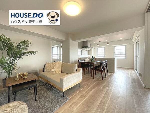 外観：327002267010