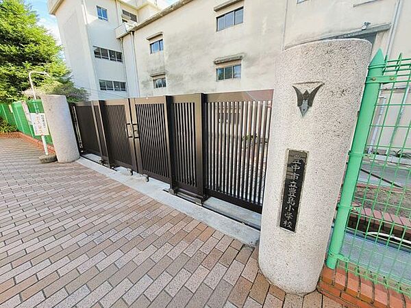 豊中市立豊島小学校 1270m