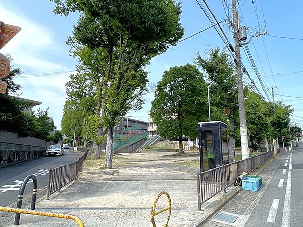 江坂山北公園 1180m