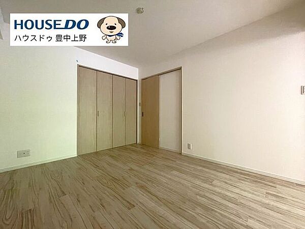 洋室(2)