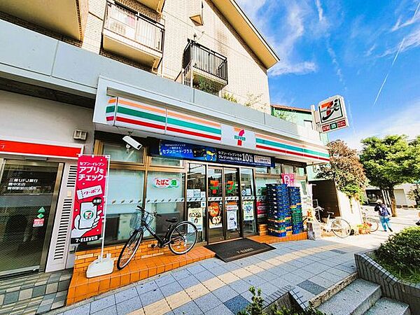 セブン-イレブン　豊中曽根東町店 460m