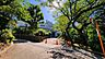 周辺：豊中市立上野小学校 630m