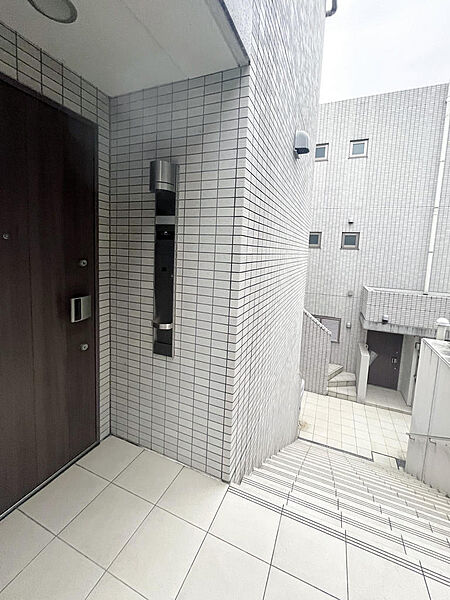 玄関までのおしゃれなアプローチ