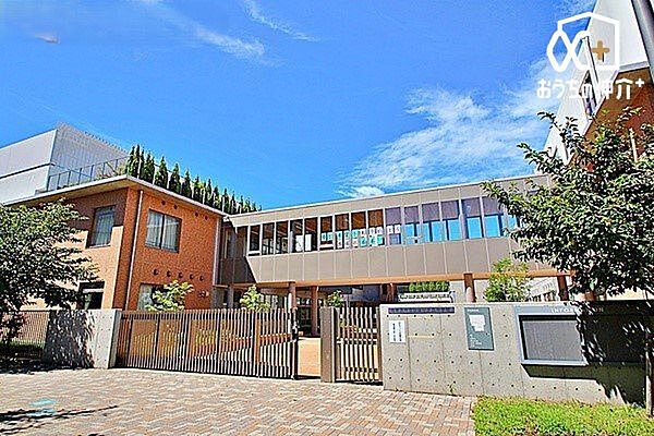 西東京市立ひばりが丘中学校 徒歩10分。昭和36年開校。生徒数496人(令和4年時点) 教育目標『自ら学ぶ・豊かな心・夢の実現』 800m