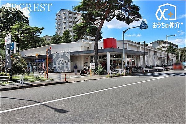 西友ひばりが丘団地店 徒歩3分。営業時間：8:00-25:00笠松坂通りに位置し、食料品や日用品を販売しているスーパーです。駐車場：あり 190m