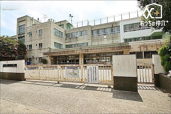 西東京市立田無小学校 徒歩5分。大正14年設立。児童数715人(令和4年5月時点) 田無駅北口より徒歩5分 370m