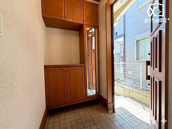 シューズボックス付き玄関