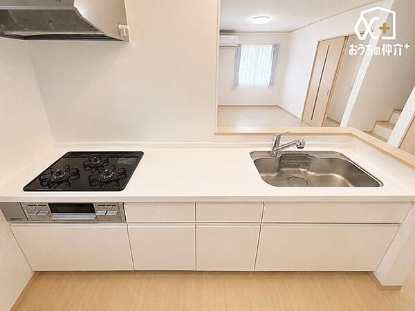 毎日使うキッチンだからこそ、食事の準備を楽しい時間に、忙しい時でもスムーズに無駄なく作業できる、お手入れも簡単にできるなど、毎日を楽しくするキッチンスペースです。